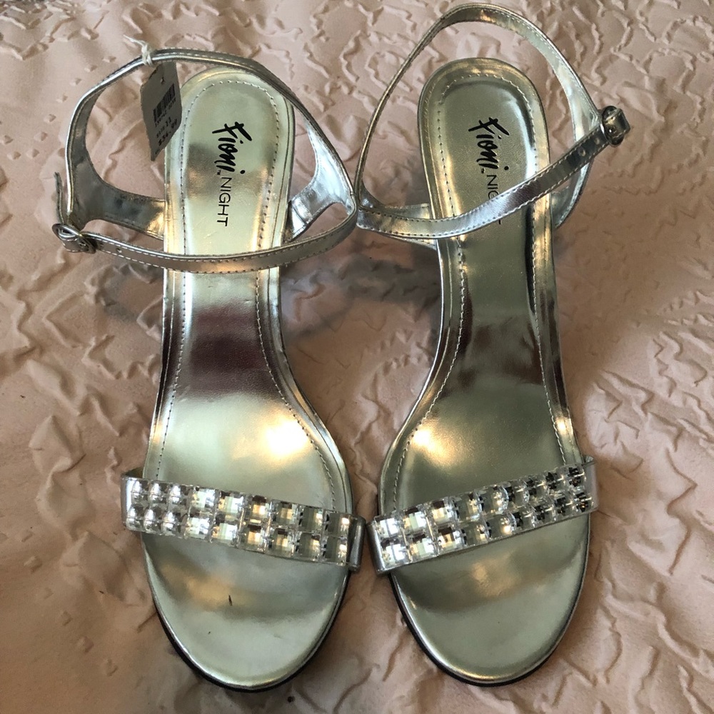 Fioni heels